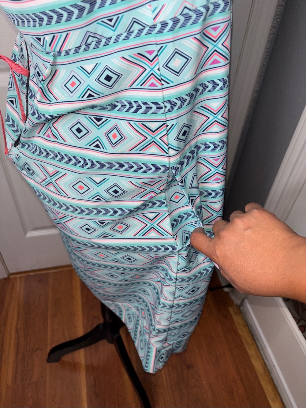 Carve Designs Mint Aztec-Pattern Halter Kitchen Apron - Picture 4 of 5